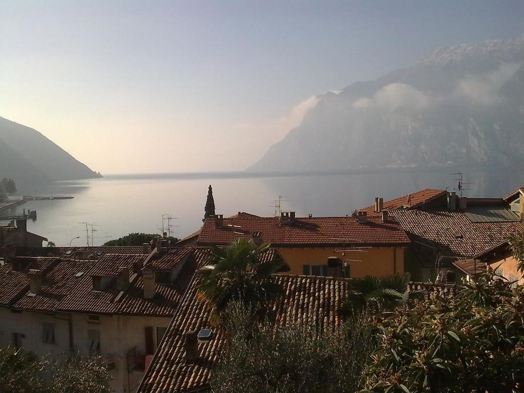 Hotel Villa Verde Torbole Sul Garda Bagian luar foto