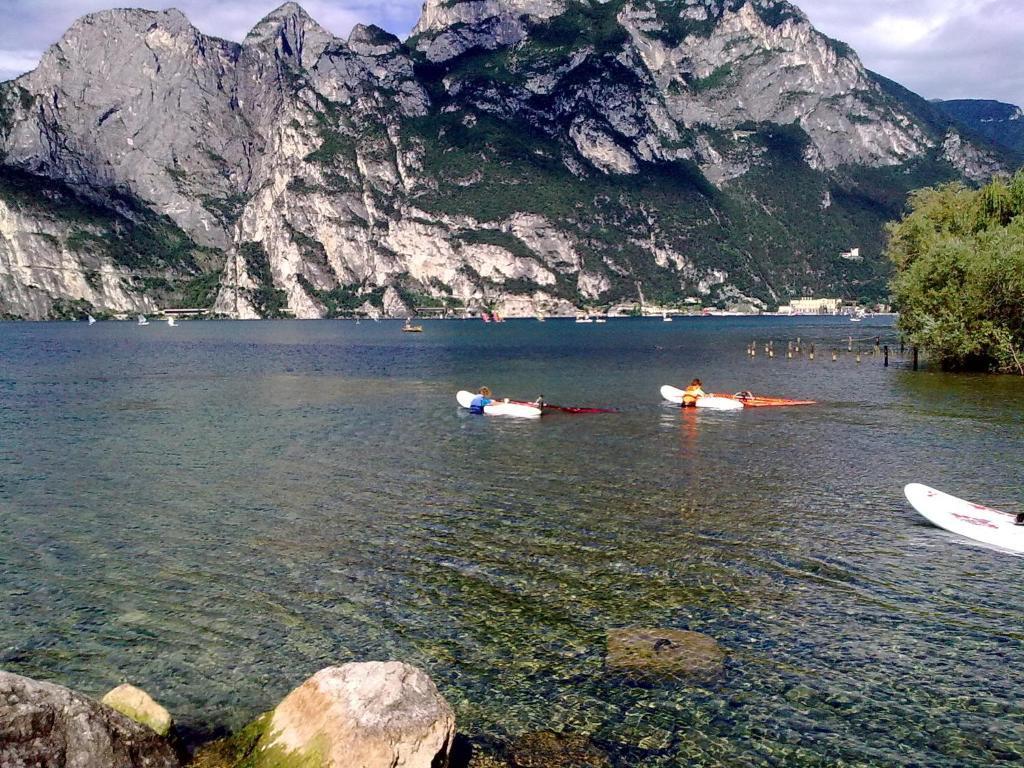 Hotel Villa Verde Torbole Sul Garda Bagian luar foto