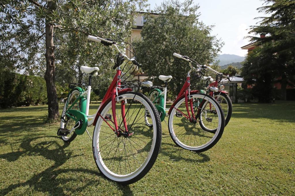 Hotel Villa Verde Torbole Sul Garda Bagian luar foto